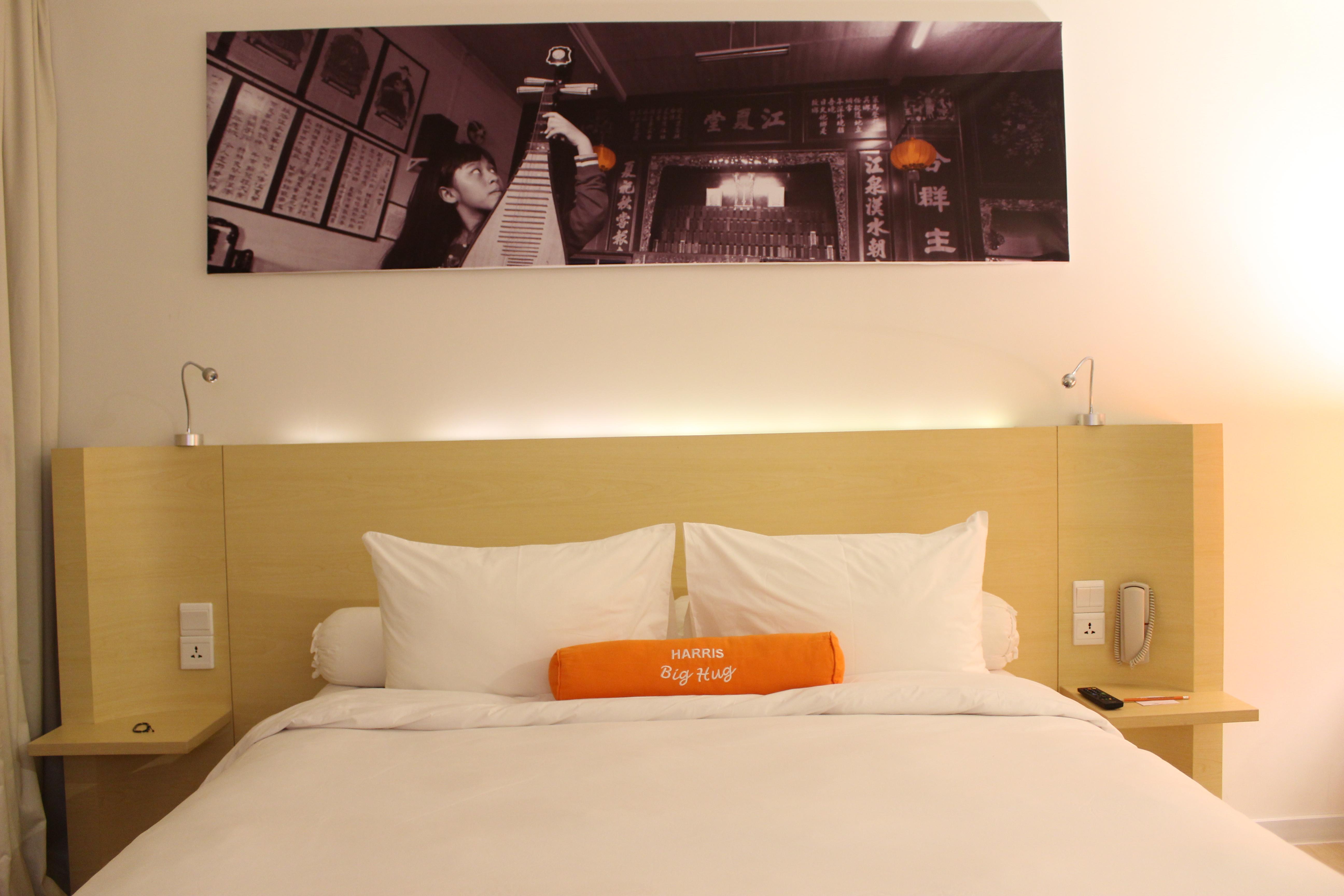 Harris Hotel Pontianak Exterior foto
